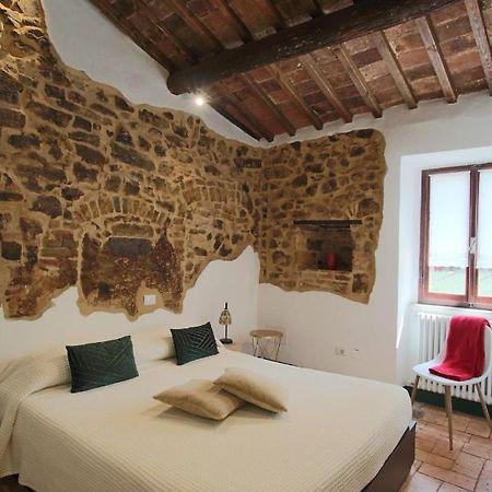 Casa Costa Delle Caserme Montalcino Eksteriør billede