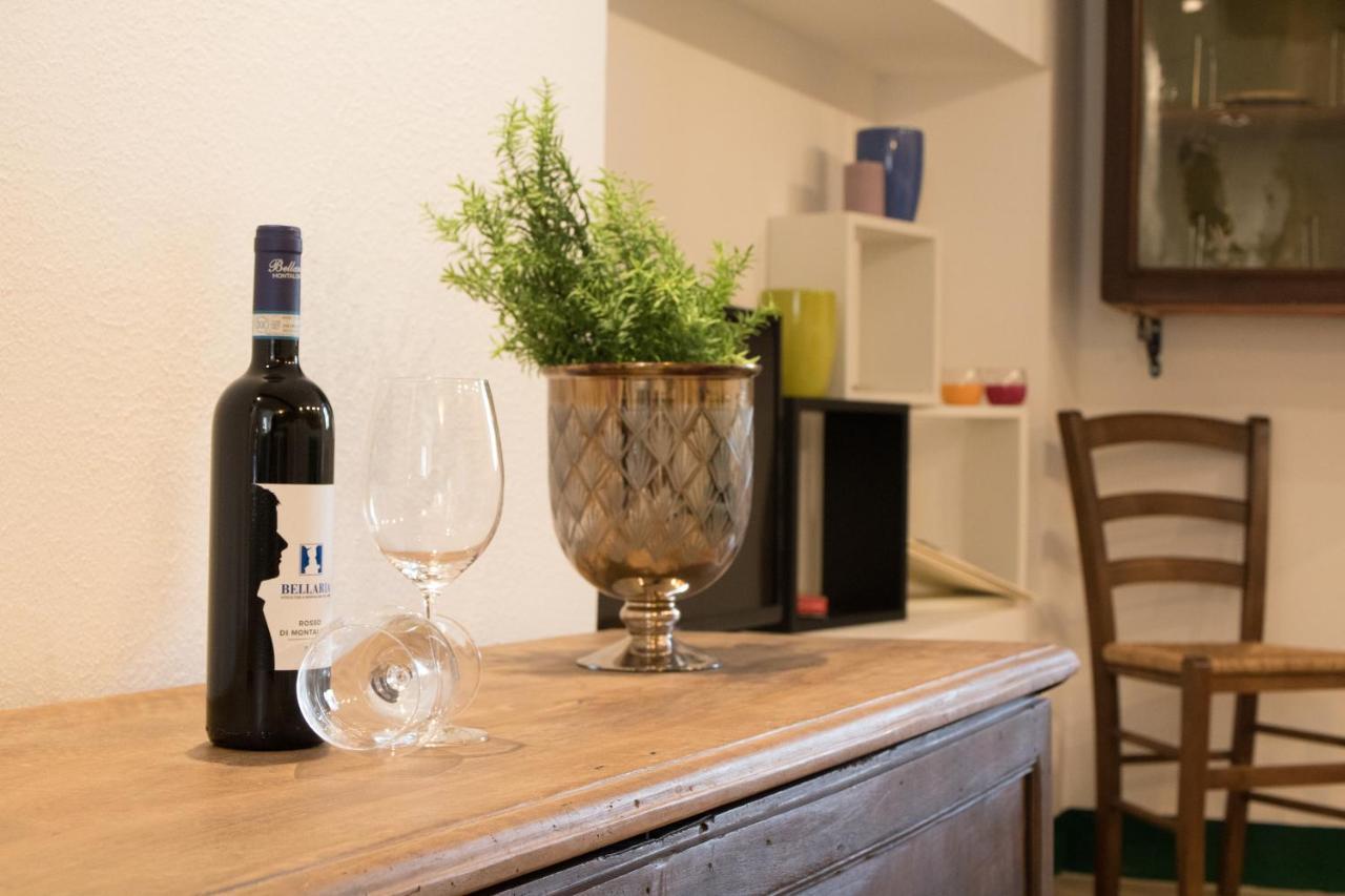 Casa Costa Delle Caserme Montalcino Eksteriør billede